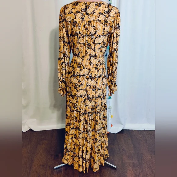 Last Queen perfect Autumn Maxi Dress gold & black Paisley 1/2 button front SM - Picture 5 of 10